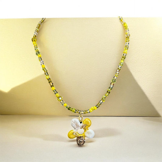 Collier fleur