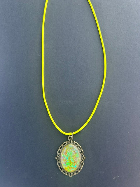 Collier époxy pailleté