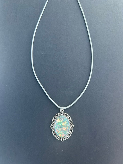 Collier époxy pailleté