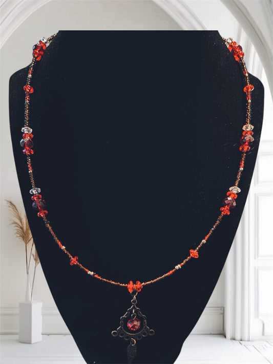 Collier style médiévale